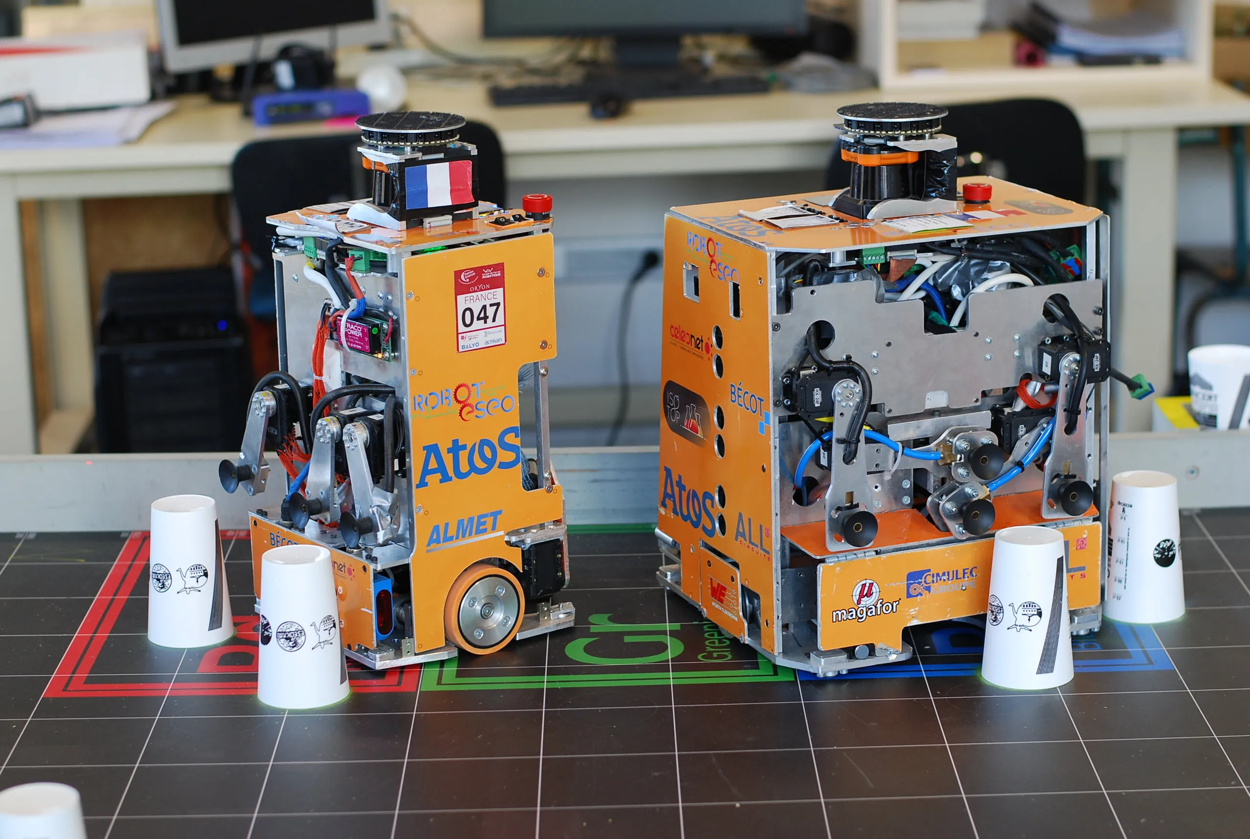 Iso et Top, les robots de la saison 2018-2019